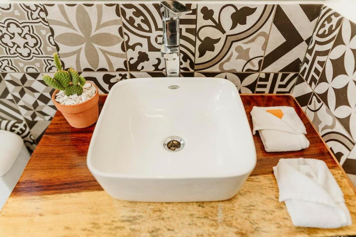 3 Incredible King Suite Rooms In Boutique Hotel San Jose del Cabo Exterior photo